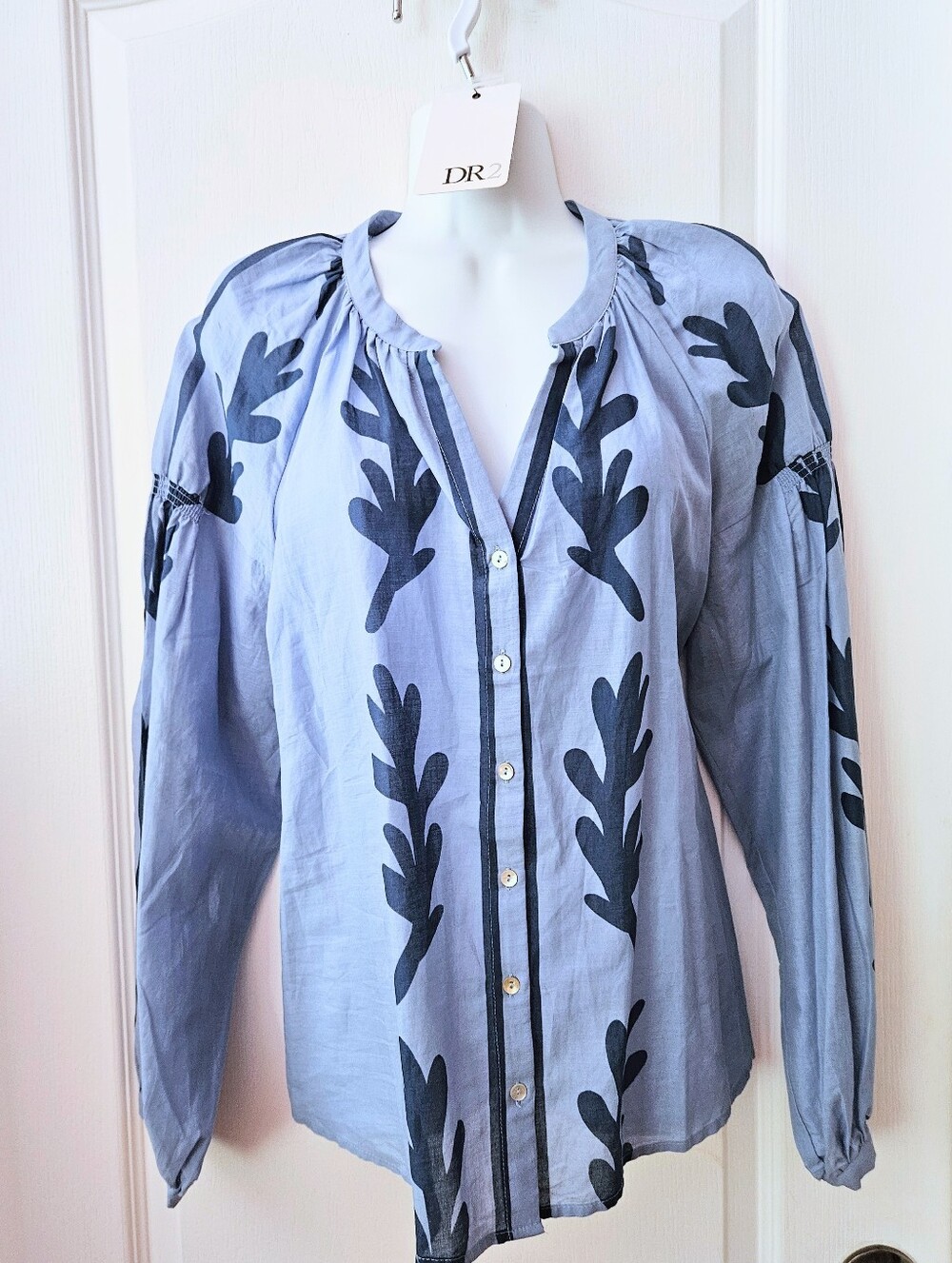 DR2 Blue Embroidered Button-Front Peasant Top Size Medium